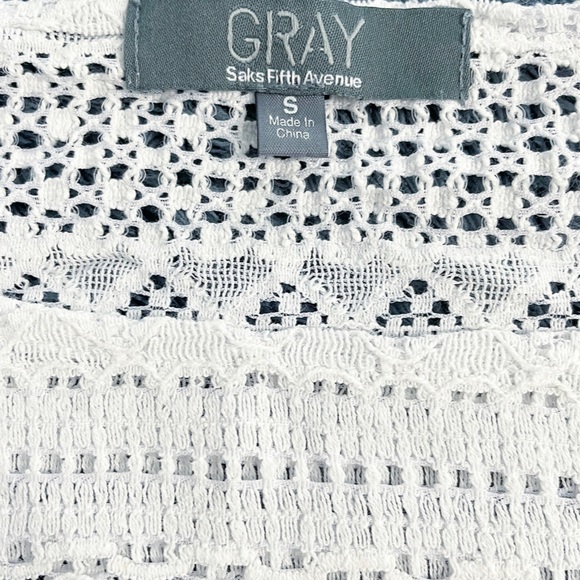 GRAY Saks Fifth Avenue Eyelet Crochet Lace Top Women’s S White 3/4 Sleeve - Picture 4 of 7